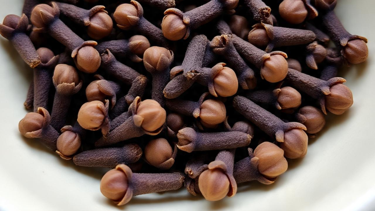 लौंग का करें इस्तेमाल 