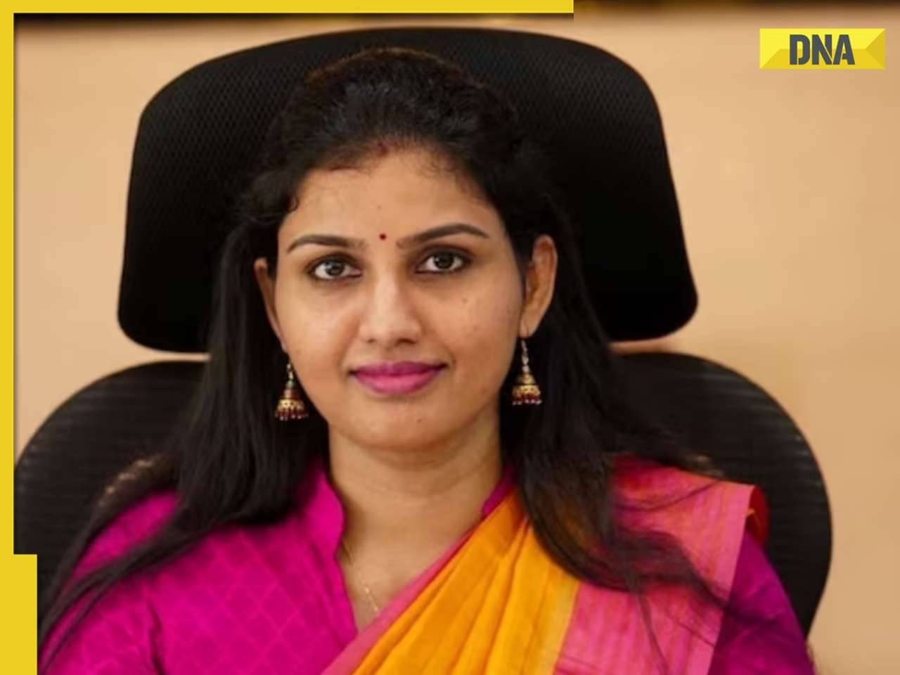 Meet woman, daughter of bus conductor, who left medical career to become an IAS officer, cracked UPSC exam in her first attempt with AIR..., she is...