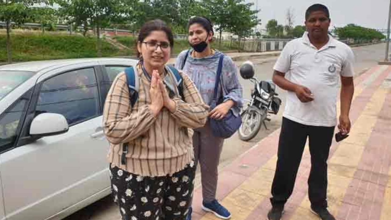 यूपीएससी में लाई थीं कितनी रैंक और कितने नंबर मिले थे?