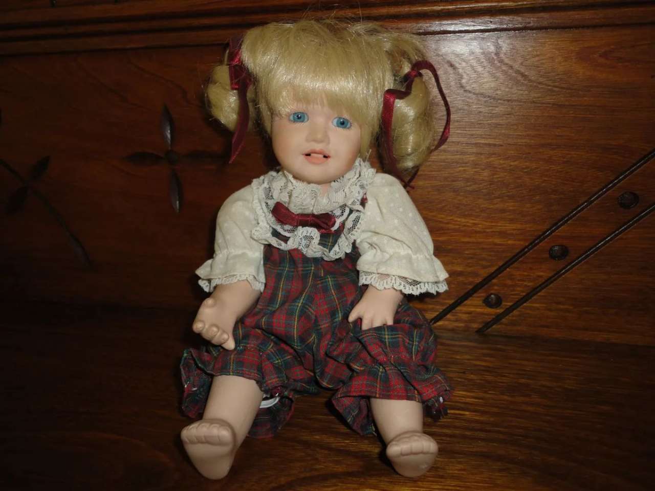 Brahms – A porcelain doll with secrets
