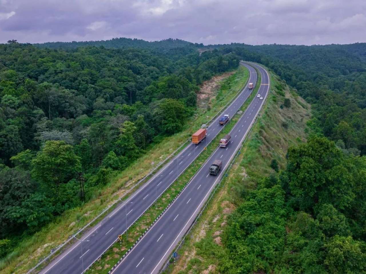 Mumbai to Goa - Distance (590 km)