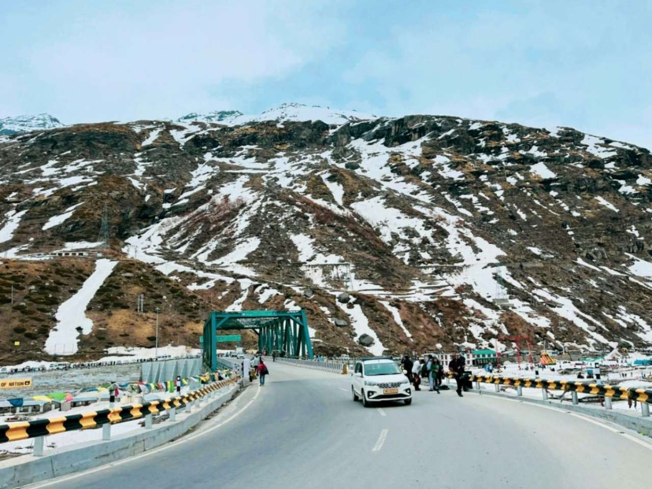 Chandigarh to Manali - distance (300 km)