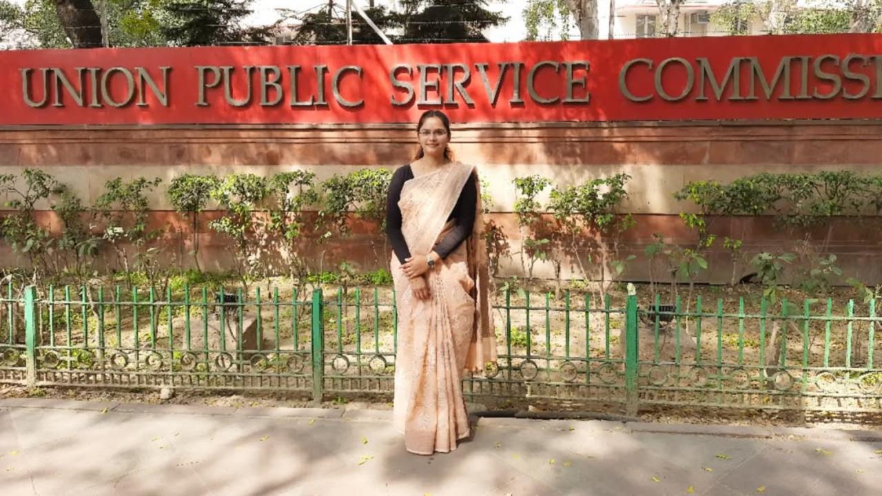 कम्युनिकेशन मिनिस्ट्री में कार्यरत हैं मृदुपाणि