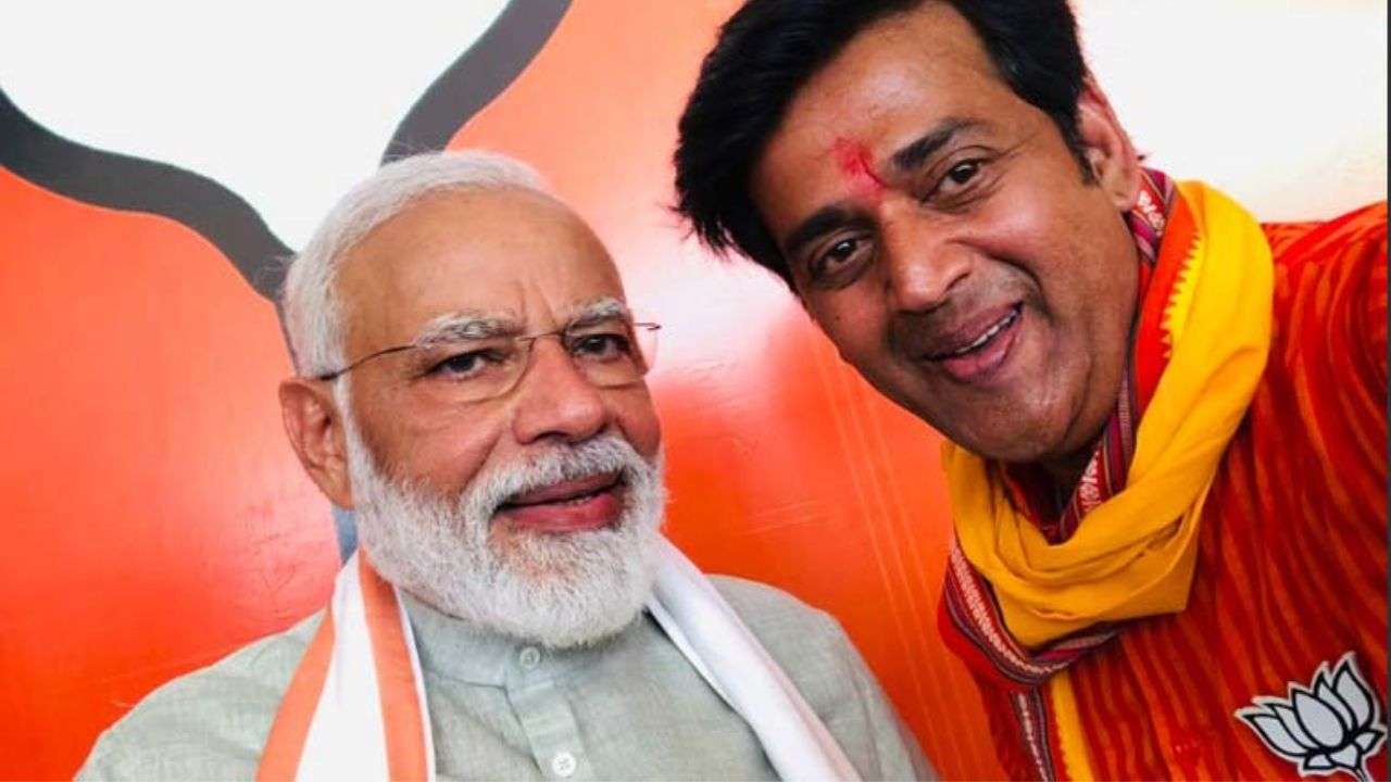 The politician with mic