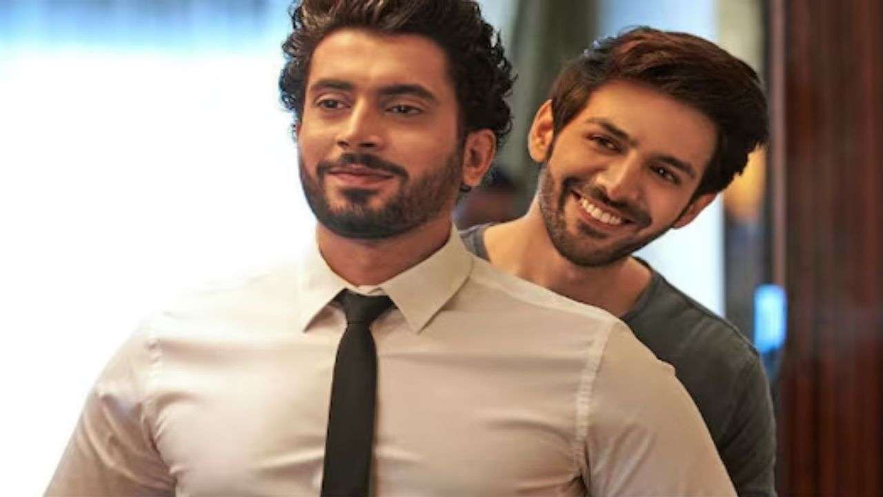 Kartik Aaryan and Sunny Singh in Sonu Ke Titu Ki Sweety