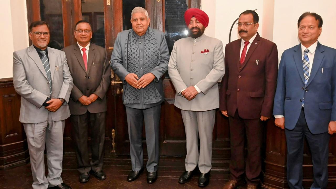 कैसे शुरू हुआ राजनीतिक सफर?