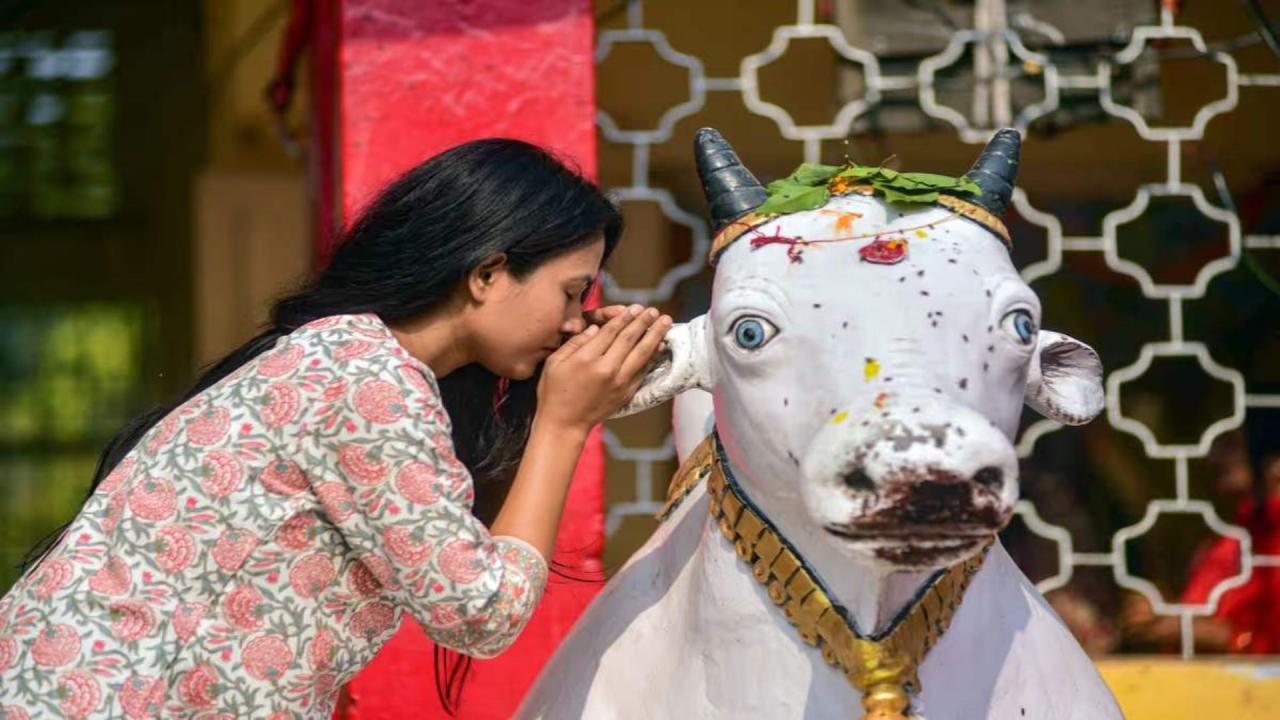 किस कान में बताएं अपनी इच्छा