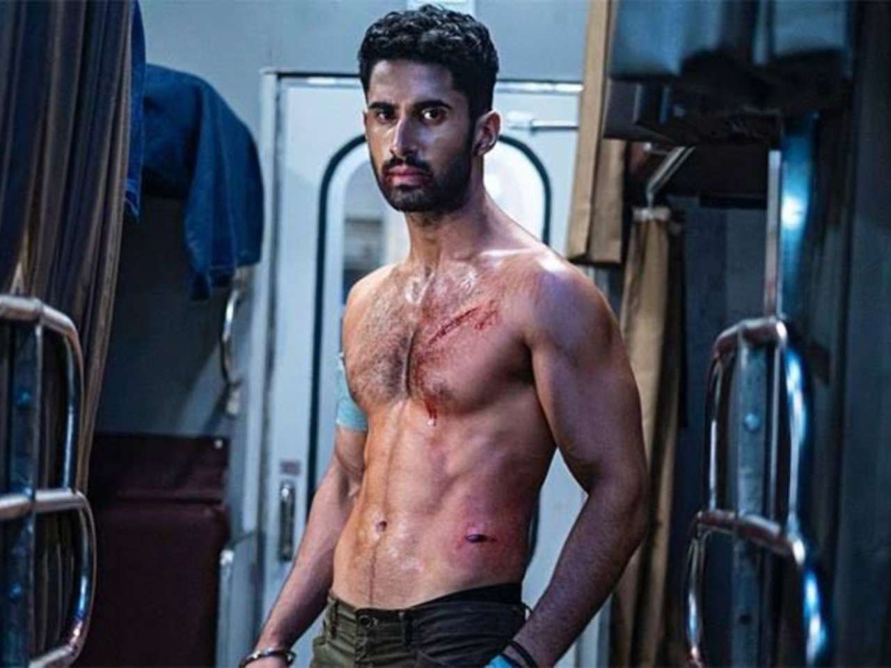 Lakshya steps in with serious weight
