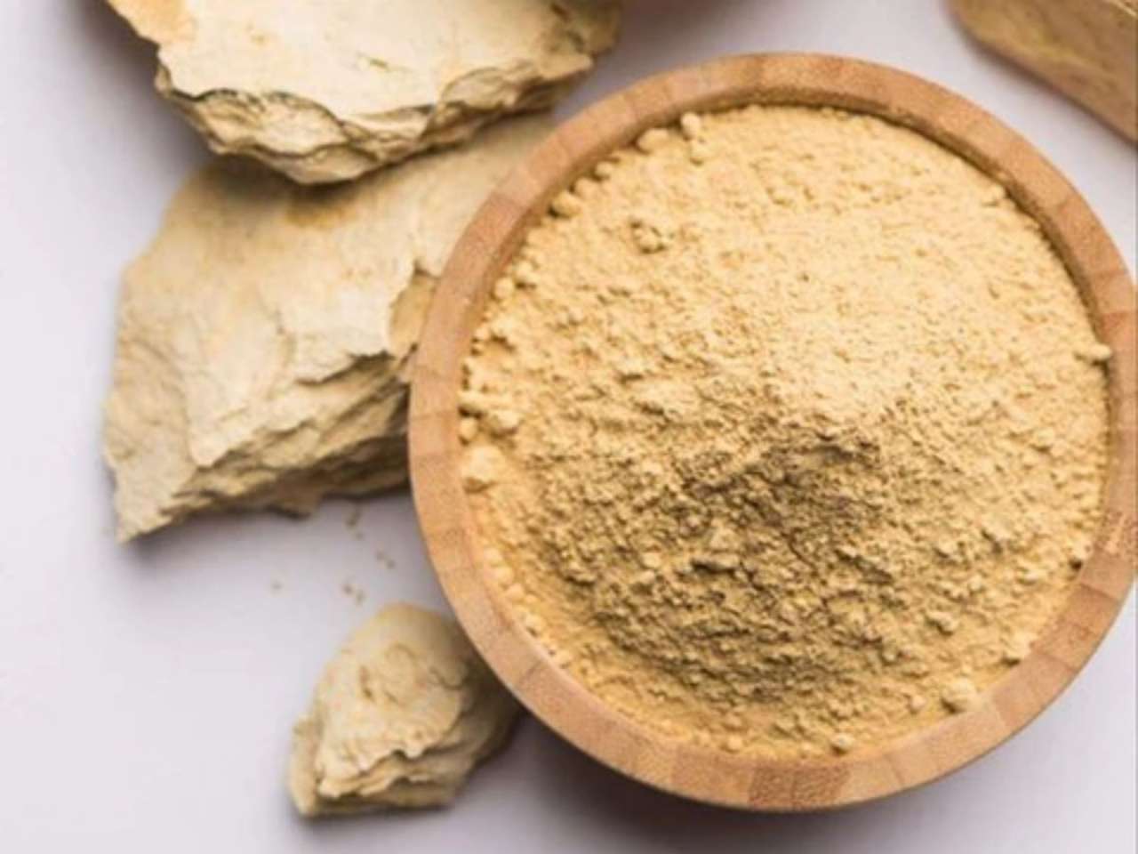 Multani mitti or fuller’s earth