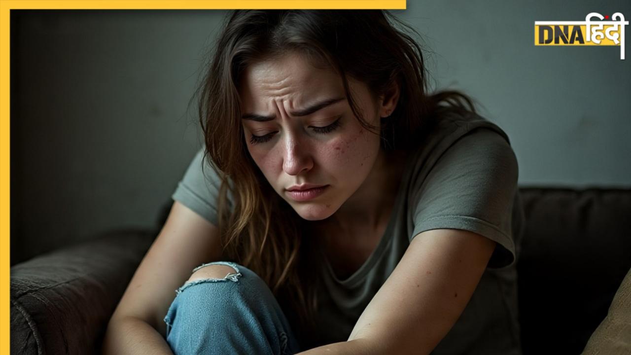 Depression Signs: नींद, उदासी, थकान समेत ये 8 लक्षण हो सकते हैं डिप्रेशन का संकेत, दिमाग पर करते हैं असर