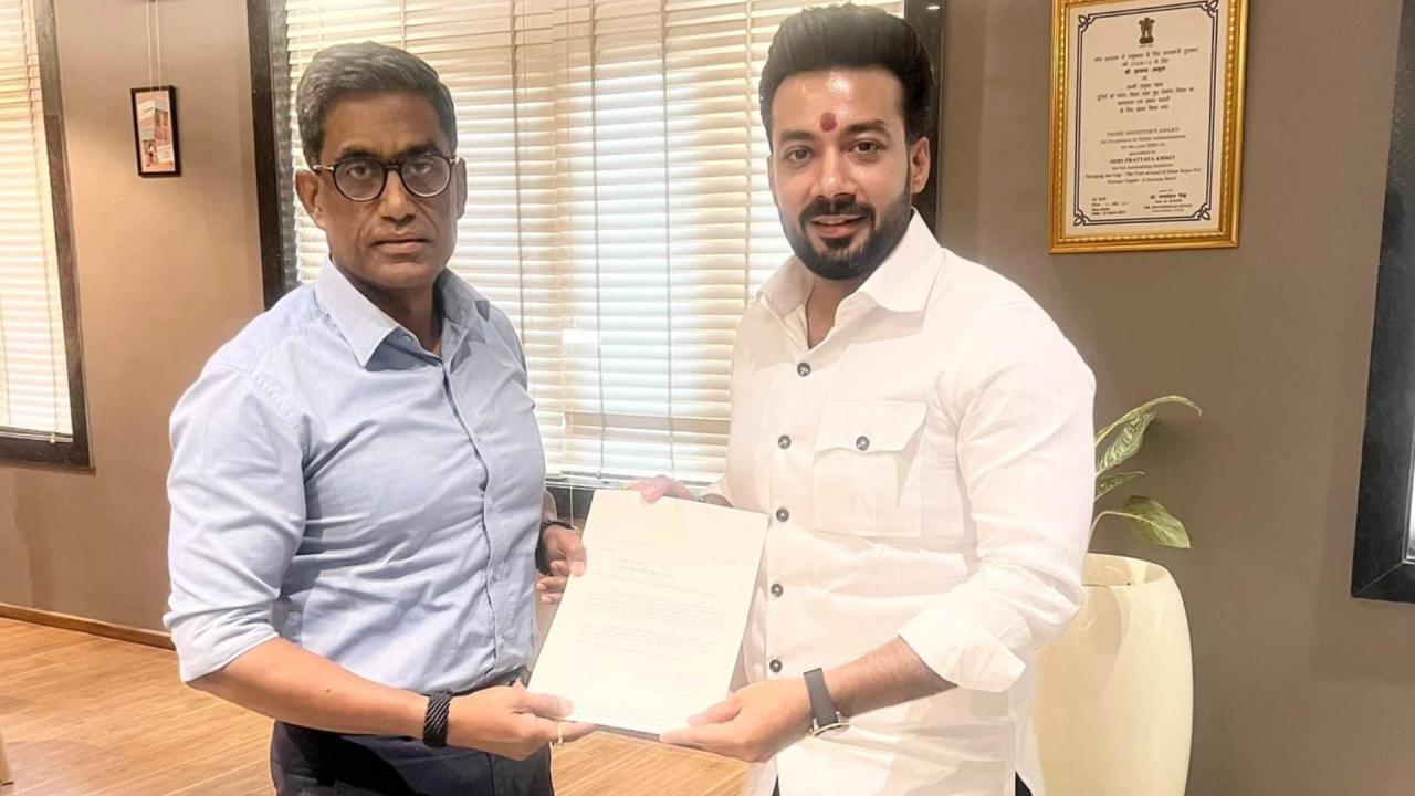 काफी रसूखदार है प्रत्यय अमृत का परिवार