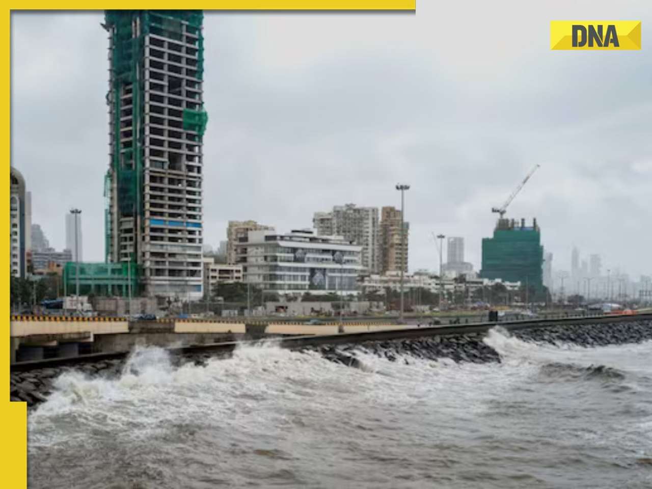 Maharashtra: IMD issues red alert in SIX districts, moderate to heavy rains predicted, waterlogging in Mumbai, watch