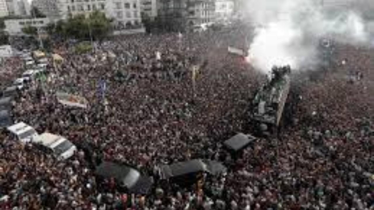 अल्जीरिया (2019: अब्देलअज़ीज़ बुउटफ्लिका)