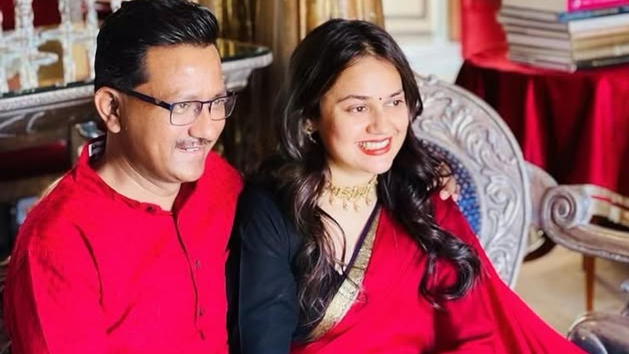 कहां से पढ़ी-लिखी हैं टीना डाबी?