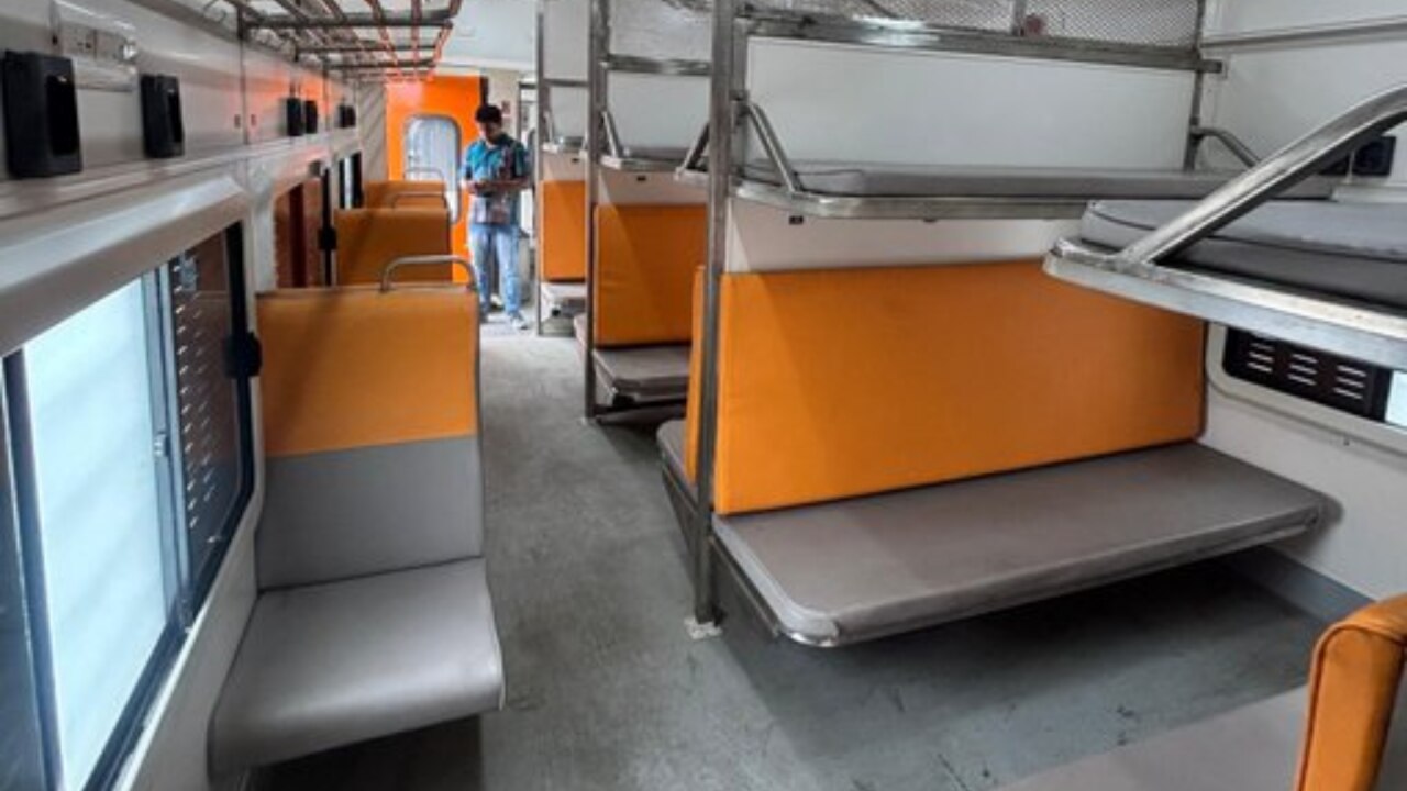 सामान्य टिकटिंग से अलग