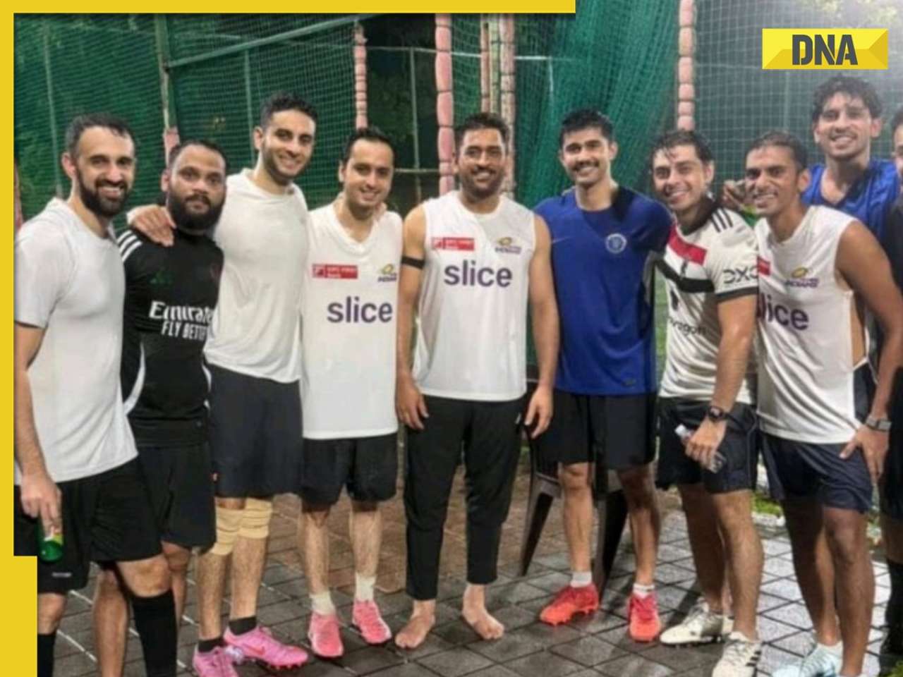 Dhoni to quit CSK for MI? Captain Cool's pic wearing Mumbai Indians shirt goes viral