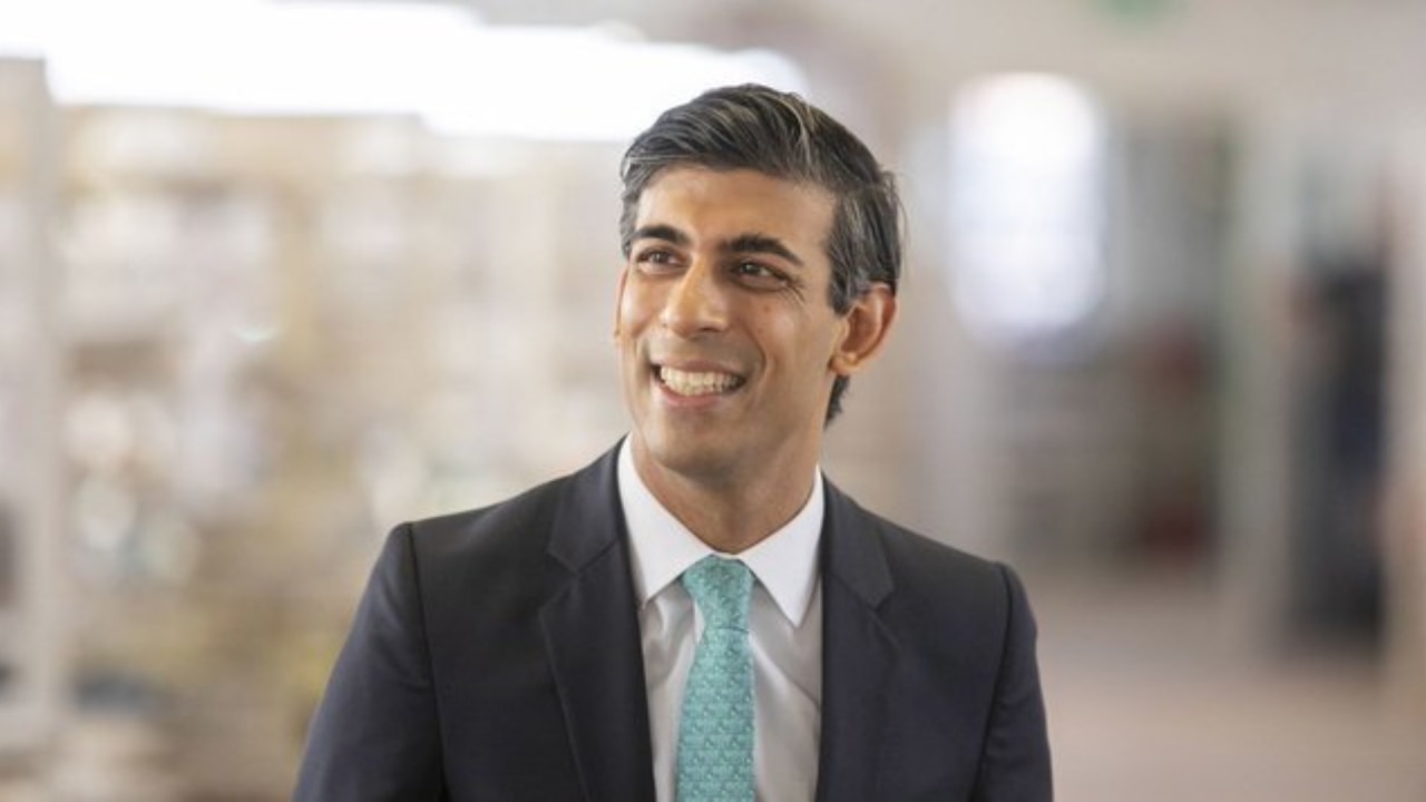 सरकारी नीति पर सलाह नहीं देंगे