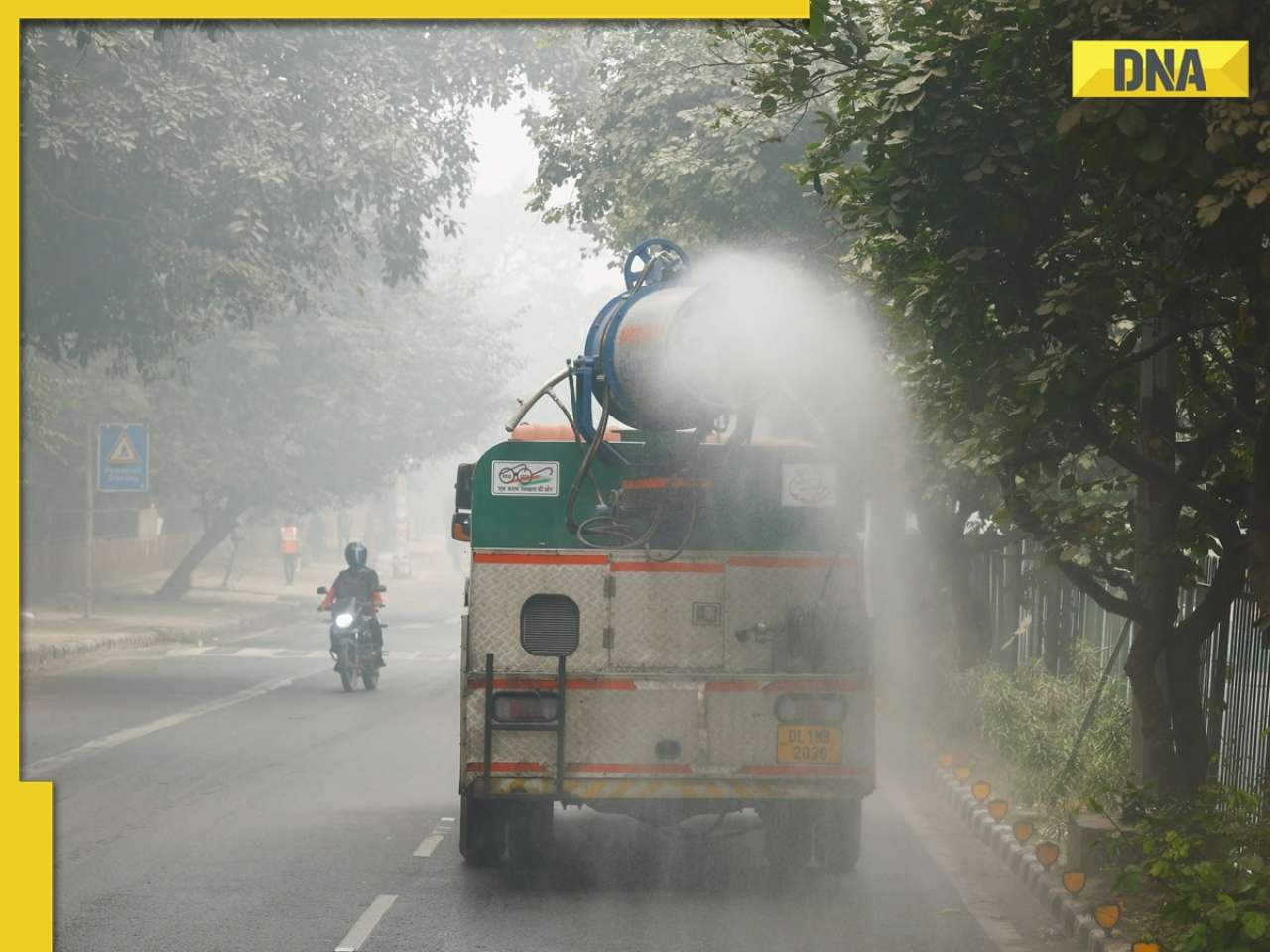 Delhi-NCR Pollution Update: National Capital's air quality worsens as Anand Vihar, Dwarka's AQI cross 300, check full list here