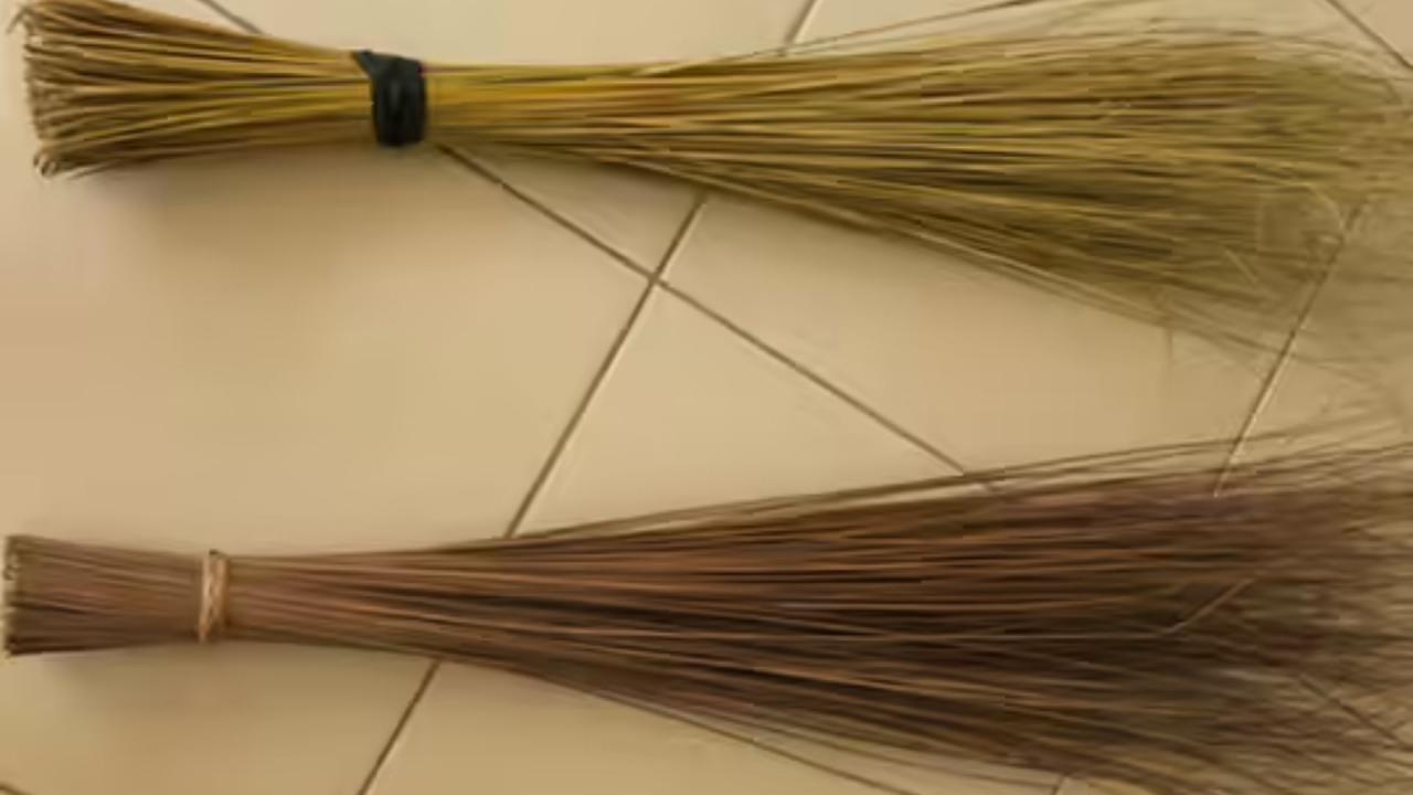 झाड़ू का दान