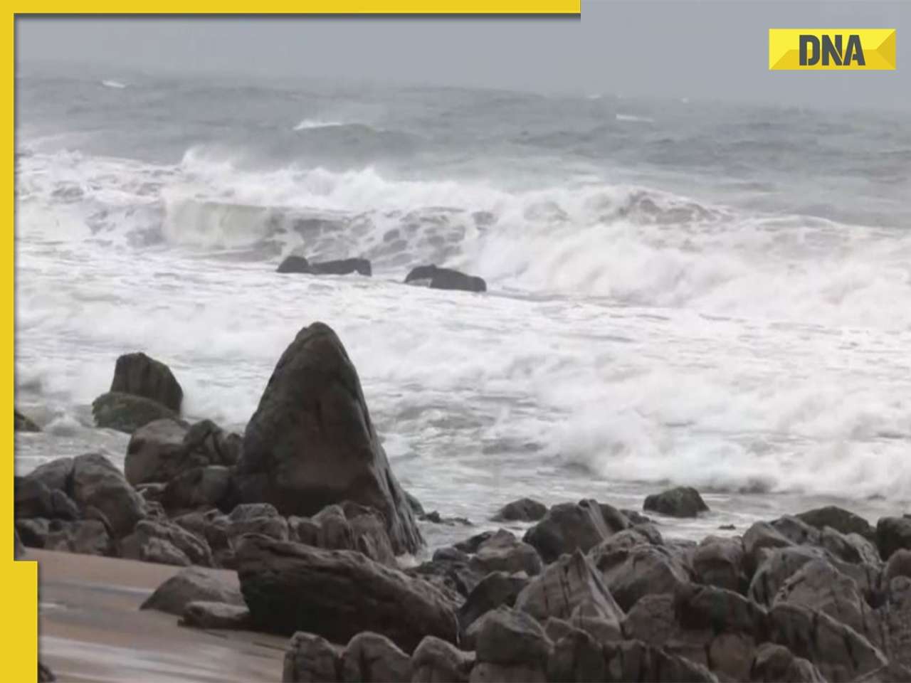 Cyclone Montha LIVE UPDATES: Andhra Pradesh braces for landfall tonight, heavy rain alert in Tamil Nadu, Odisha