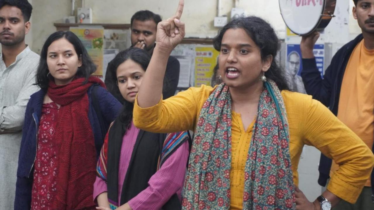 शुरुआत से ही स्टूडेंट की आवाज उठाती रही हैं अदिति मिश्रा