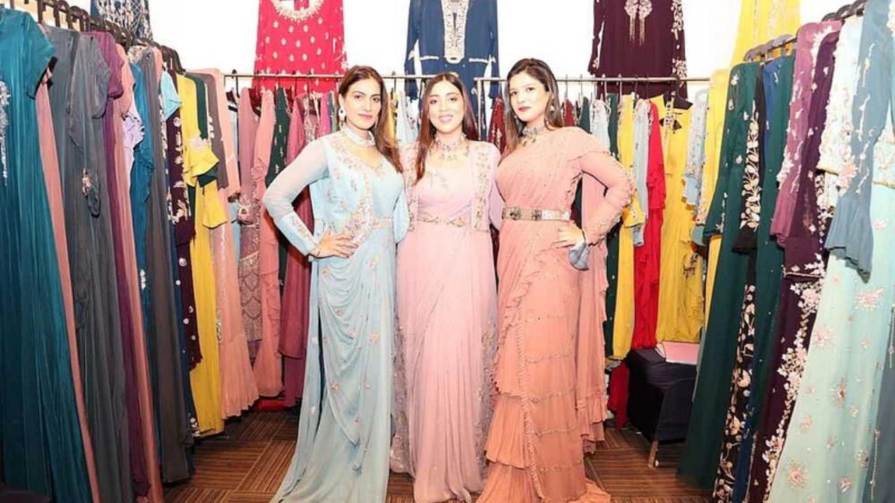 1000 से ज्यादा कर चुके हैं exhibitions