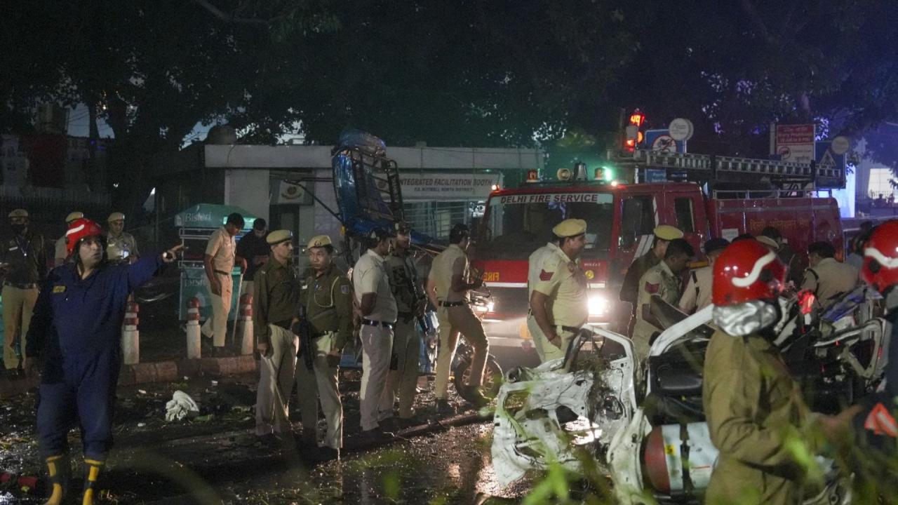 दिल्ली छावनी में तब्दील