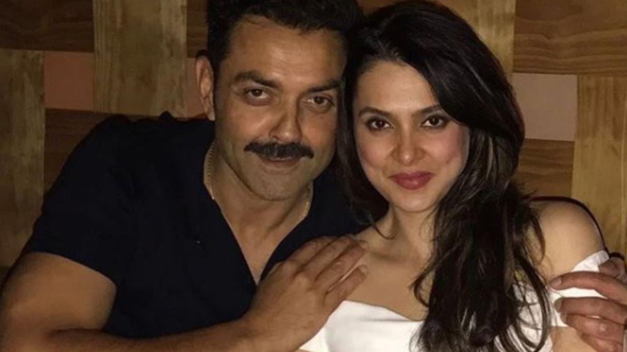 बॉबी देओल की पत्नी – तान्या देओल