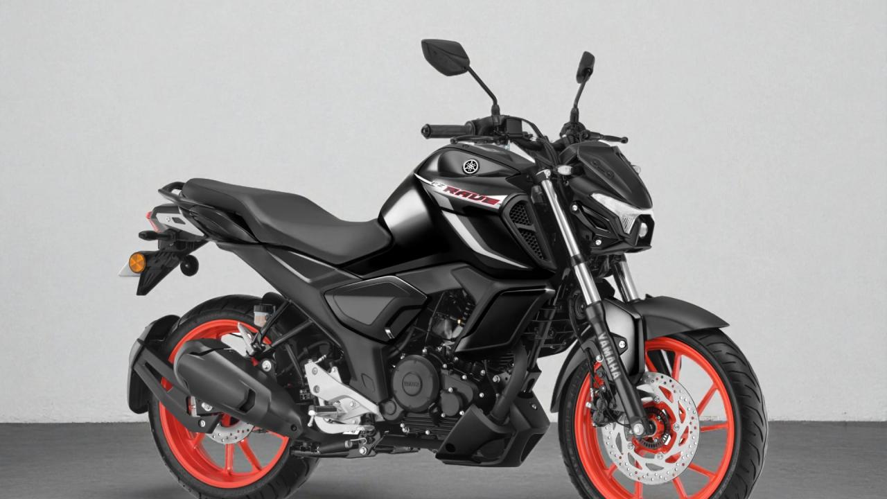 सेफ्टी और फीचर्स जान लें