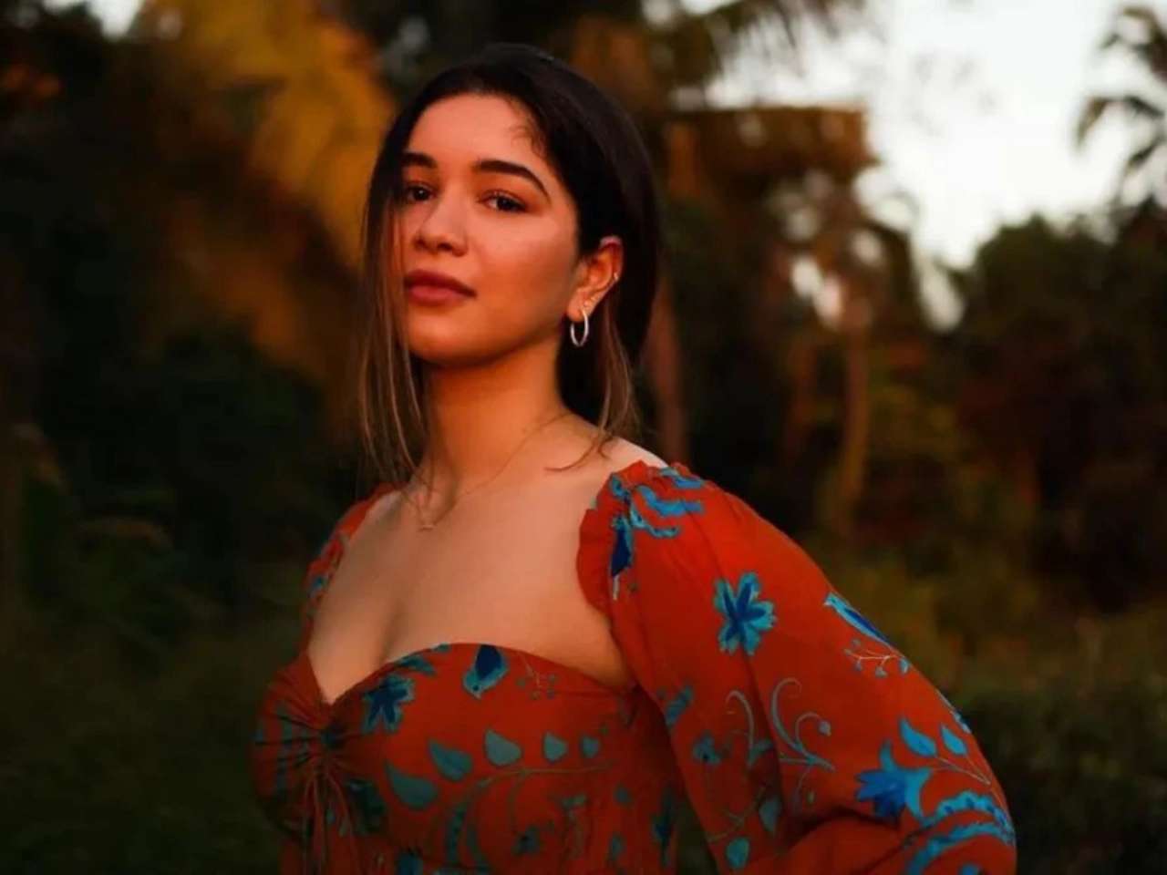 Modern Muse on the Move