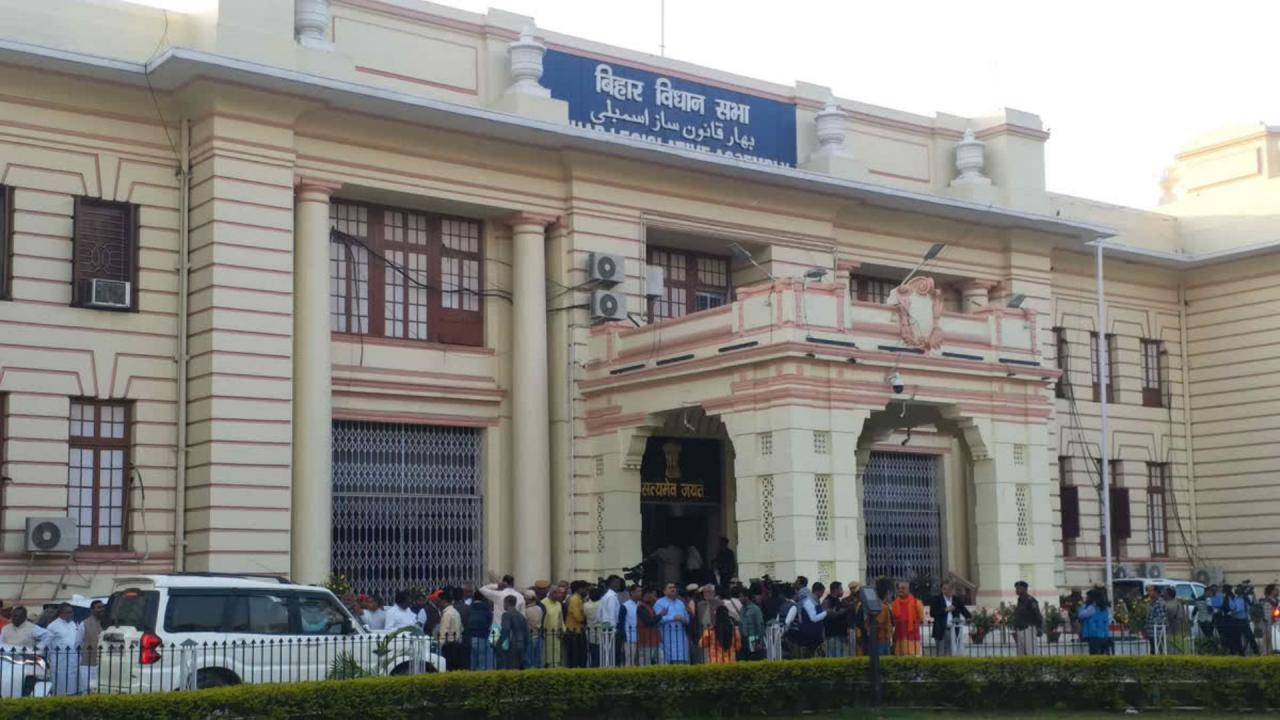 किस साल सबसे ज्यादा महिलाएं पहुंची थी विधानसभा?