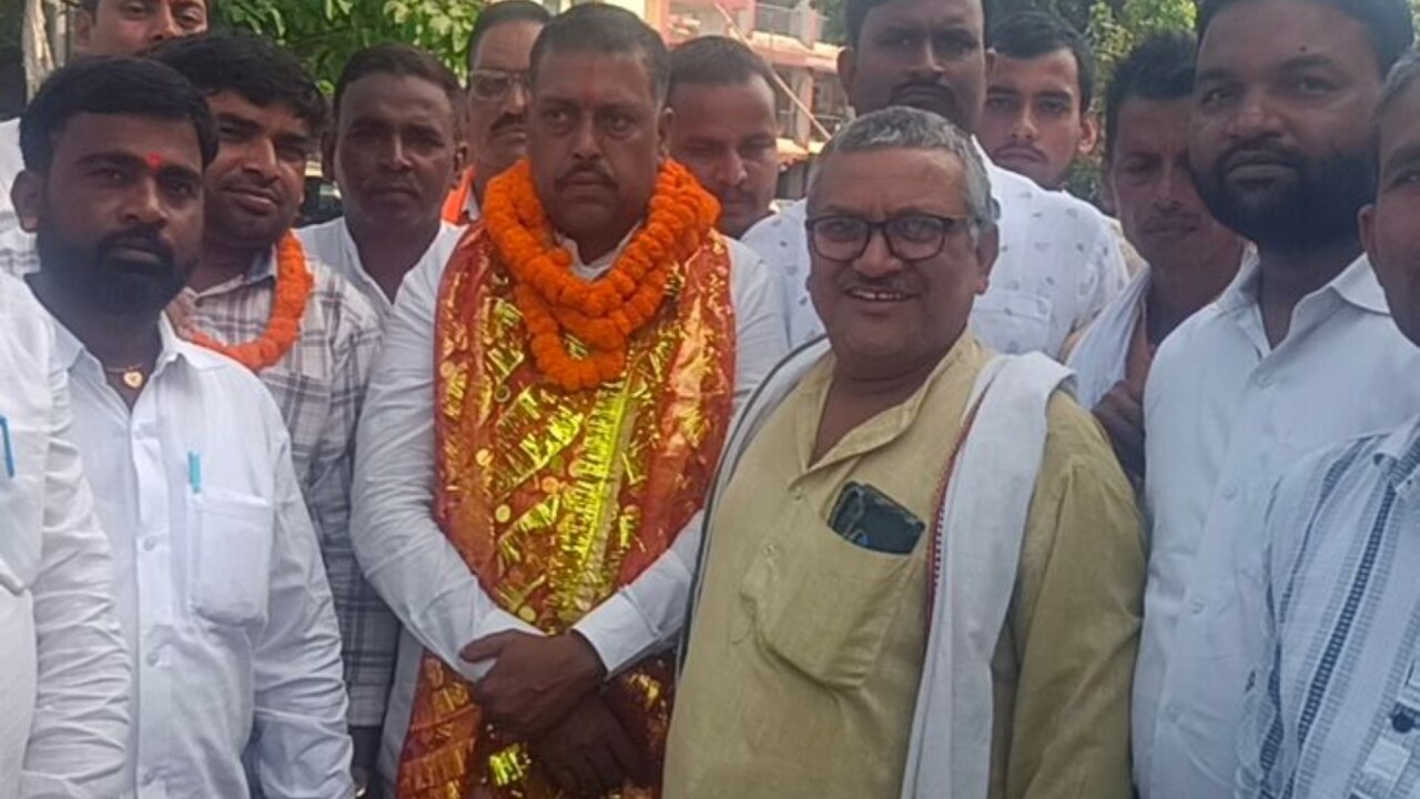  महेश पासवान