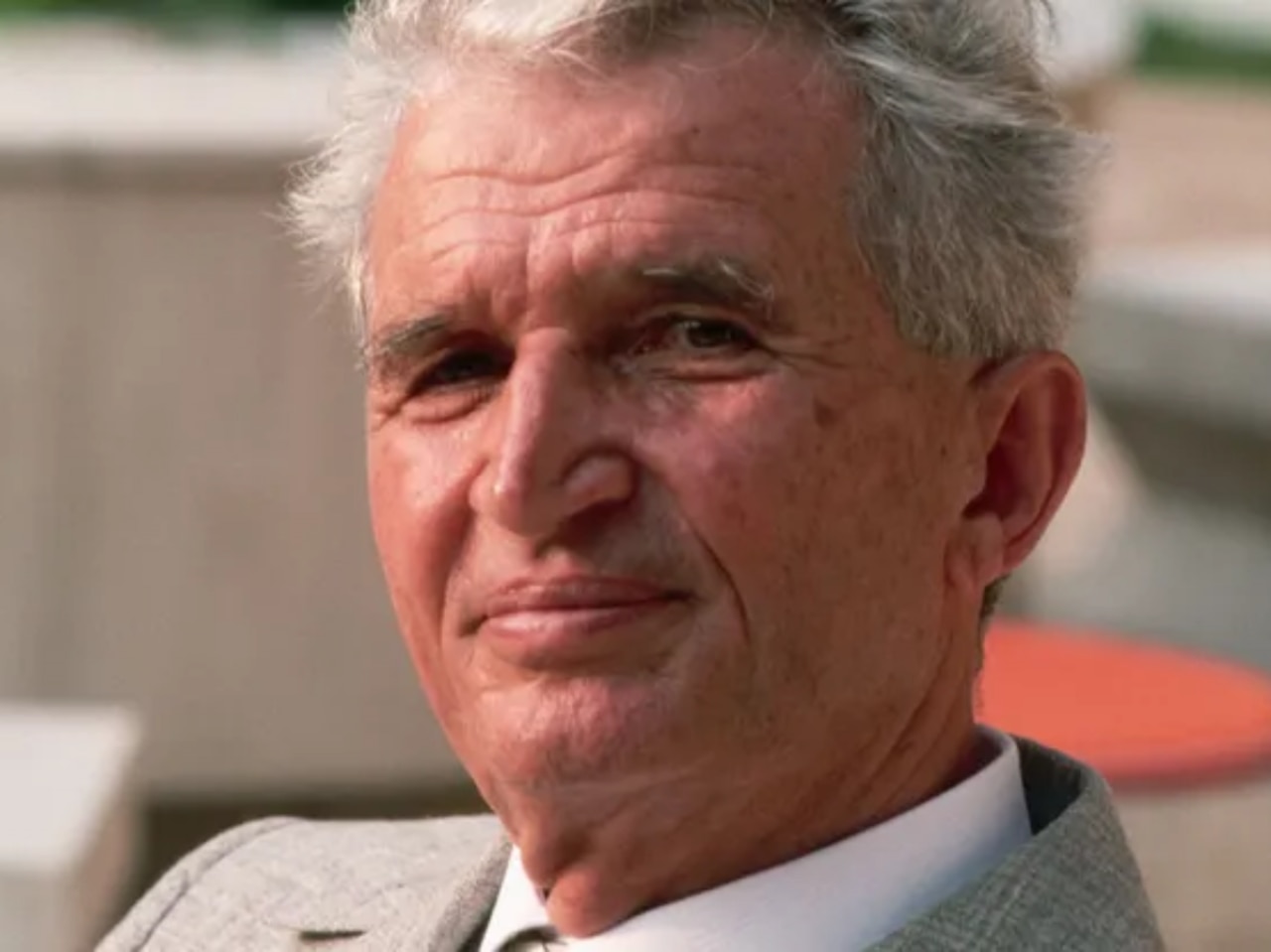 Nicolae Ceausescu, Romania