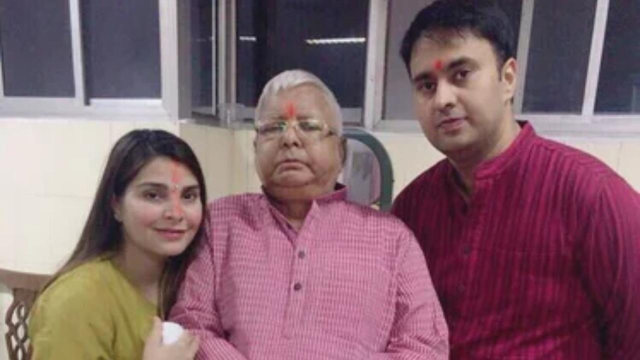 चंदना यादव और विक्रम सिंह