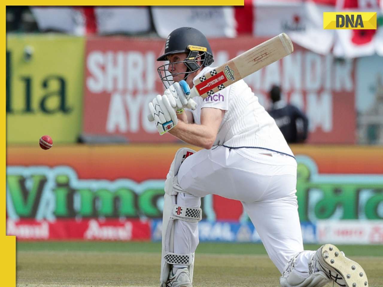 Ashes 2025-26: Zak Crawley joins unwanted list after twin ducks in Perth Test