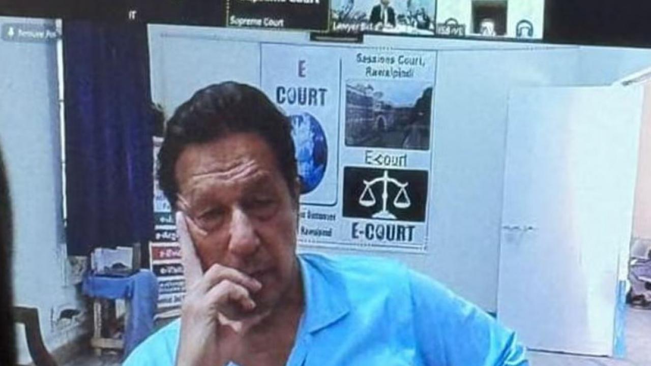 क्या Pakistan की बदहाली की बदरंग तस्वीर दिखा रही है Imran Khan की आखिरी सोशल मीडिया पोस्ट?