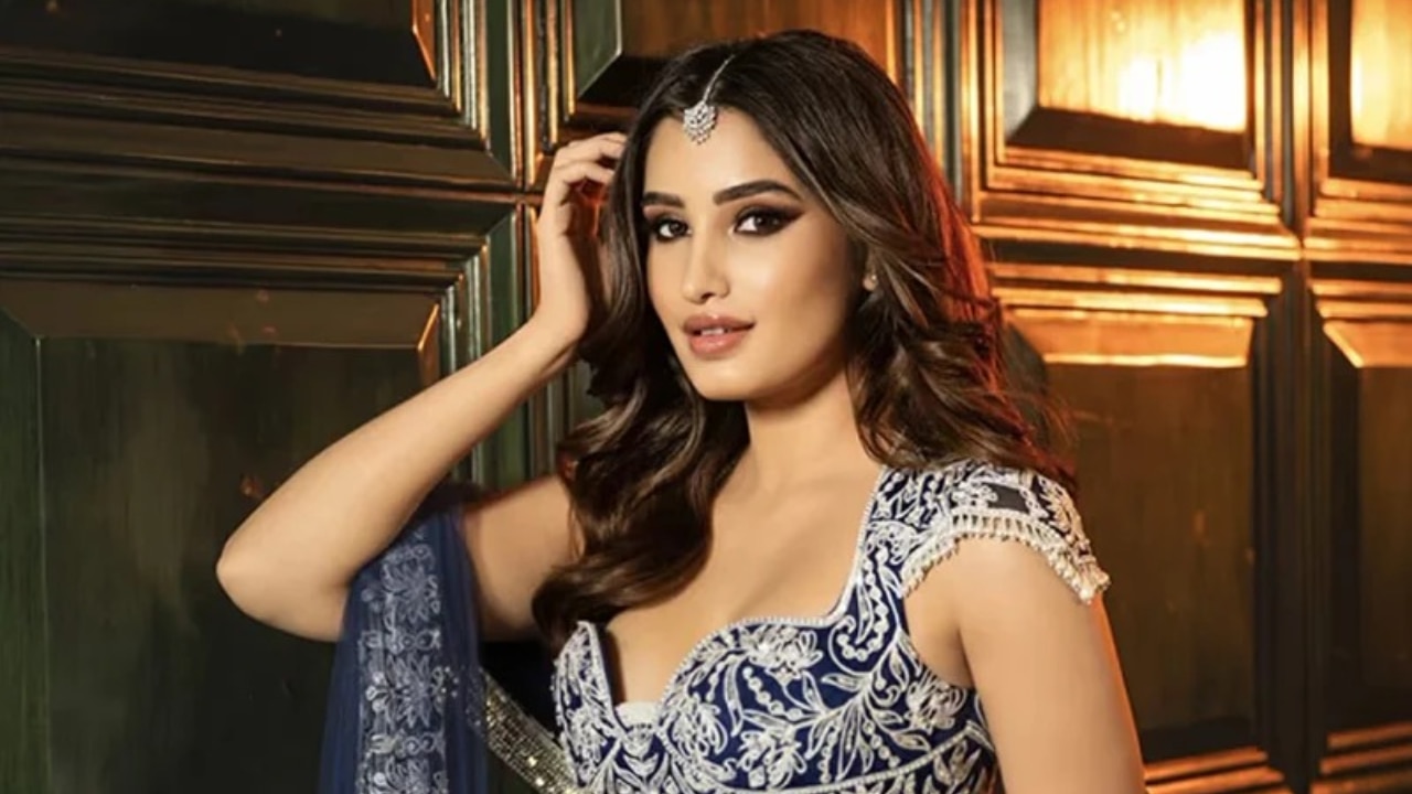 Rasha Thadani (Azaad)