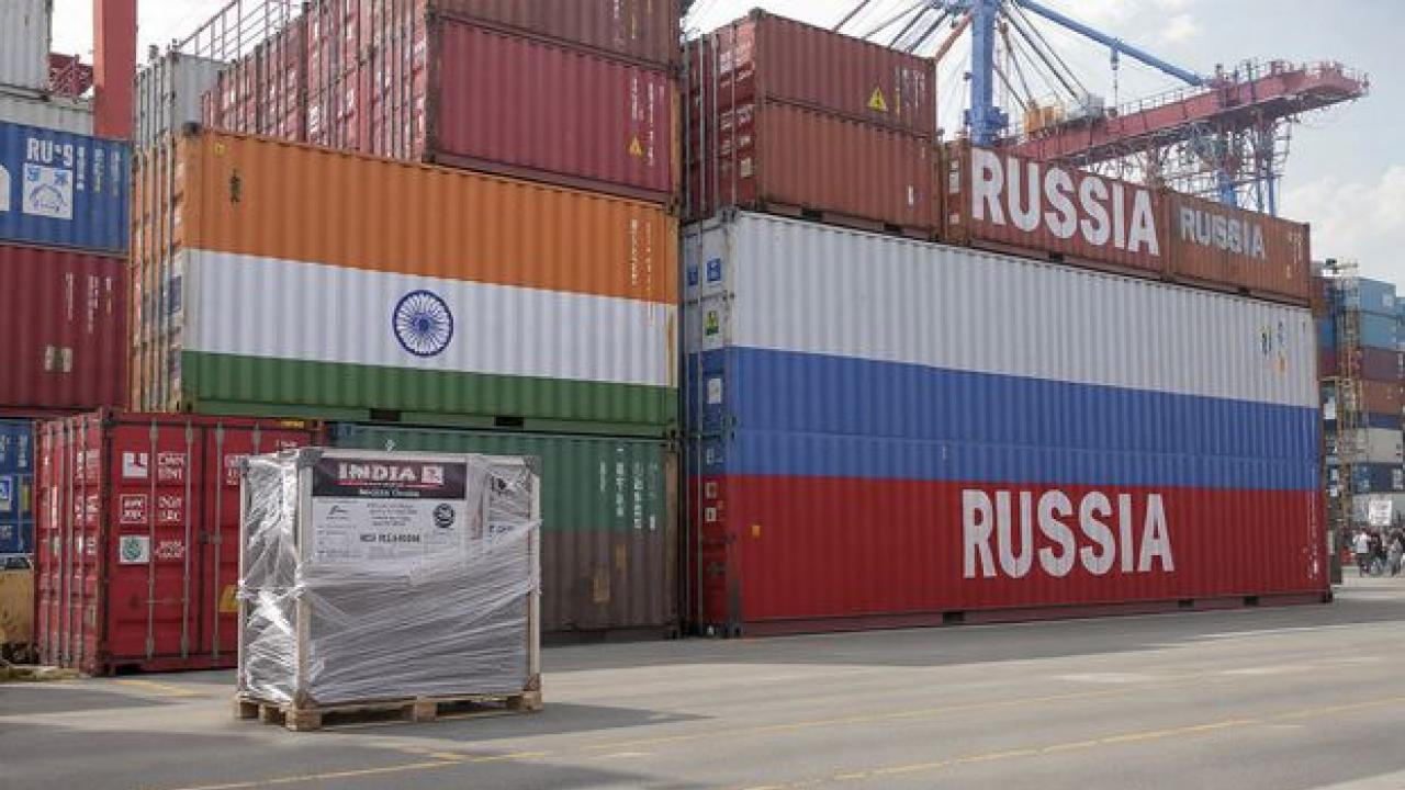 कीमती पत्थर