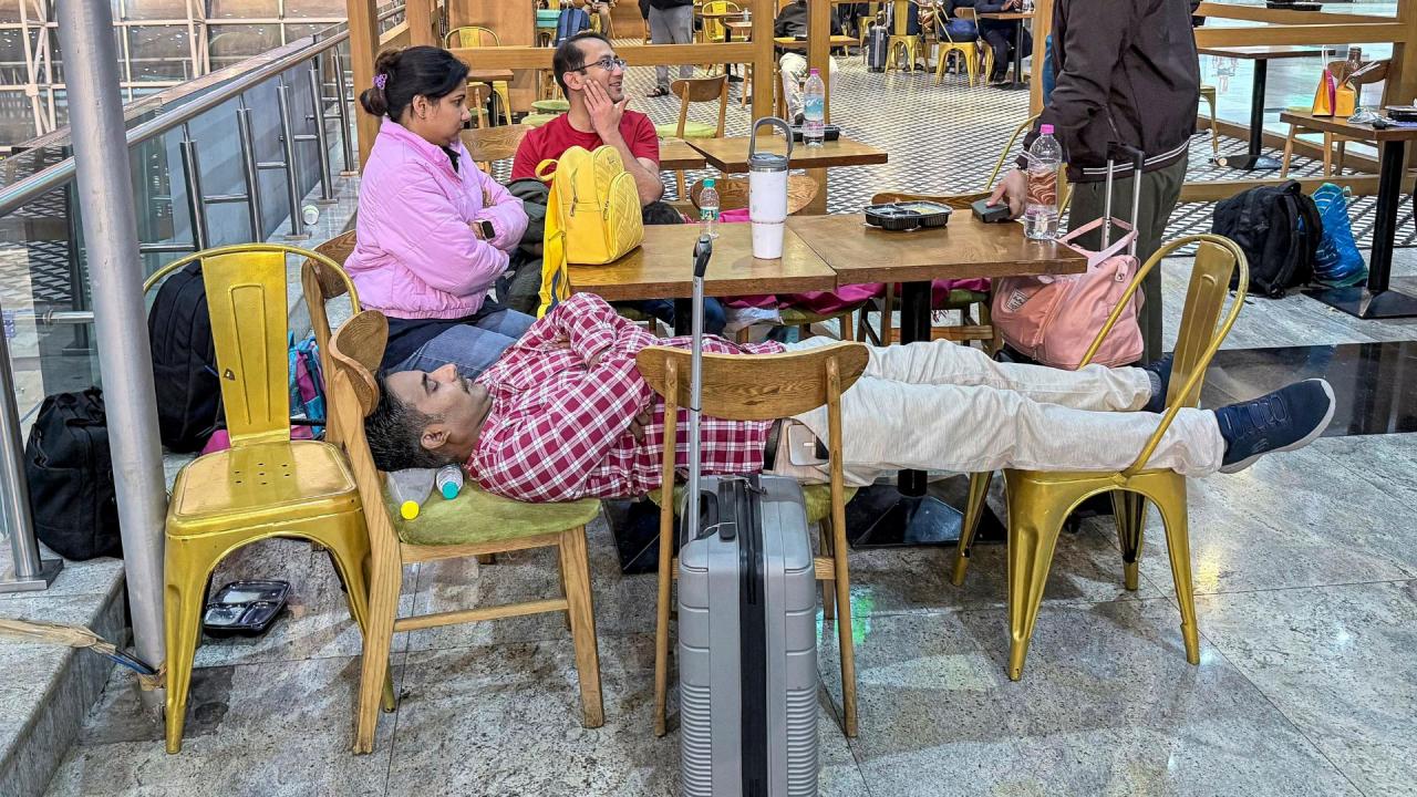 IndiGo Flights Cancelled in Delhi, Mumbai