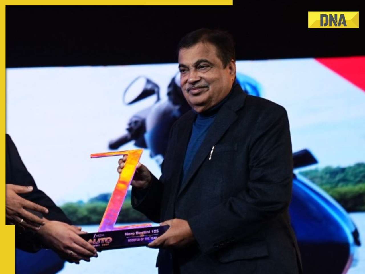 Zee Media Auto Summit 2025: Union Minister Nitin Gadkari makes BIG statement on 10-15 years car scrappage rule, says, 'We're rolling out flex-engine vehicles powered by...'