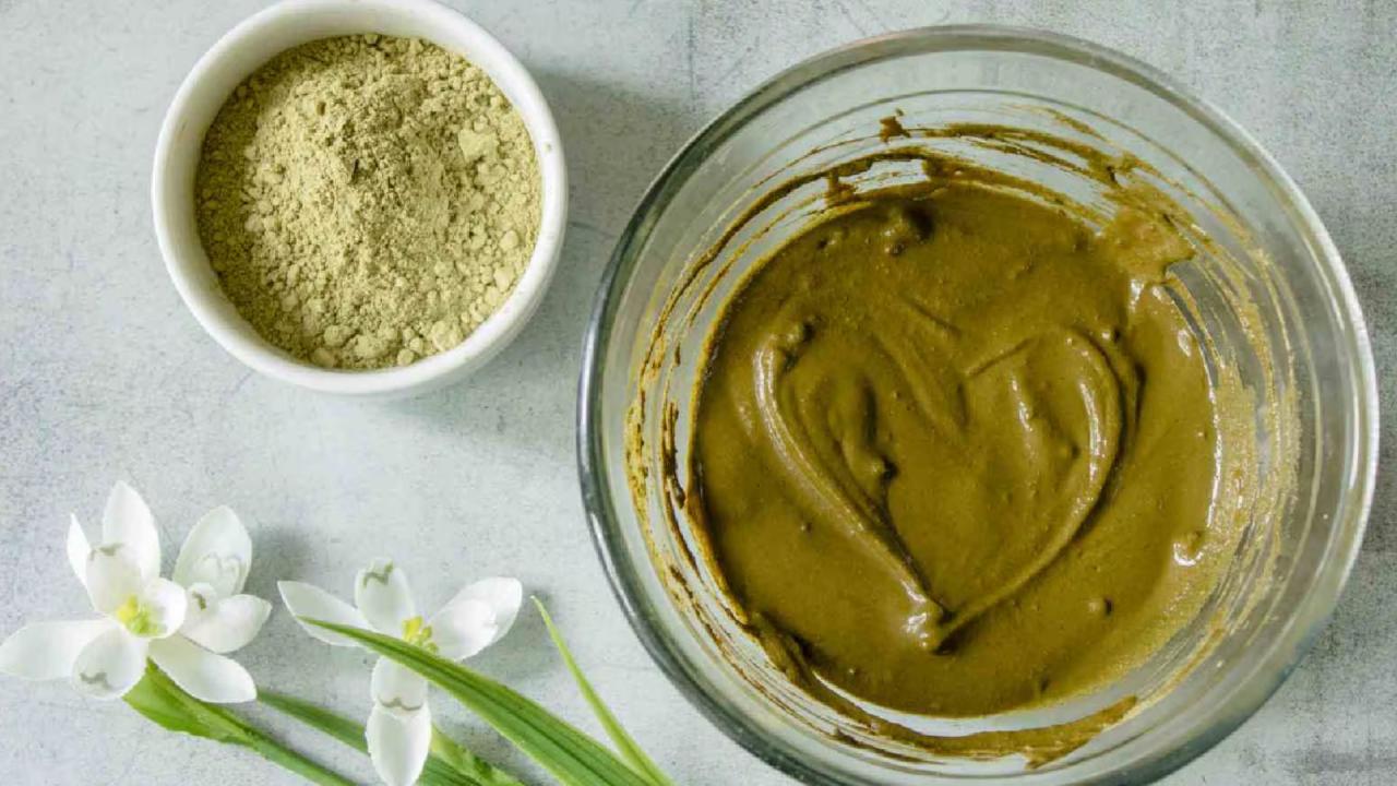 ऐसे बनाएं नेचुरल हेयर कलर