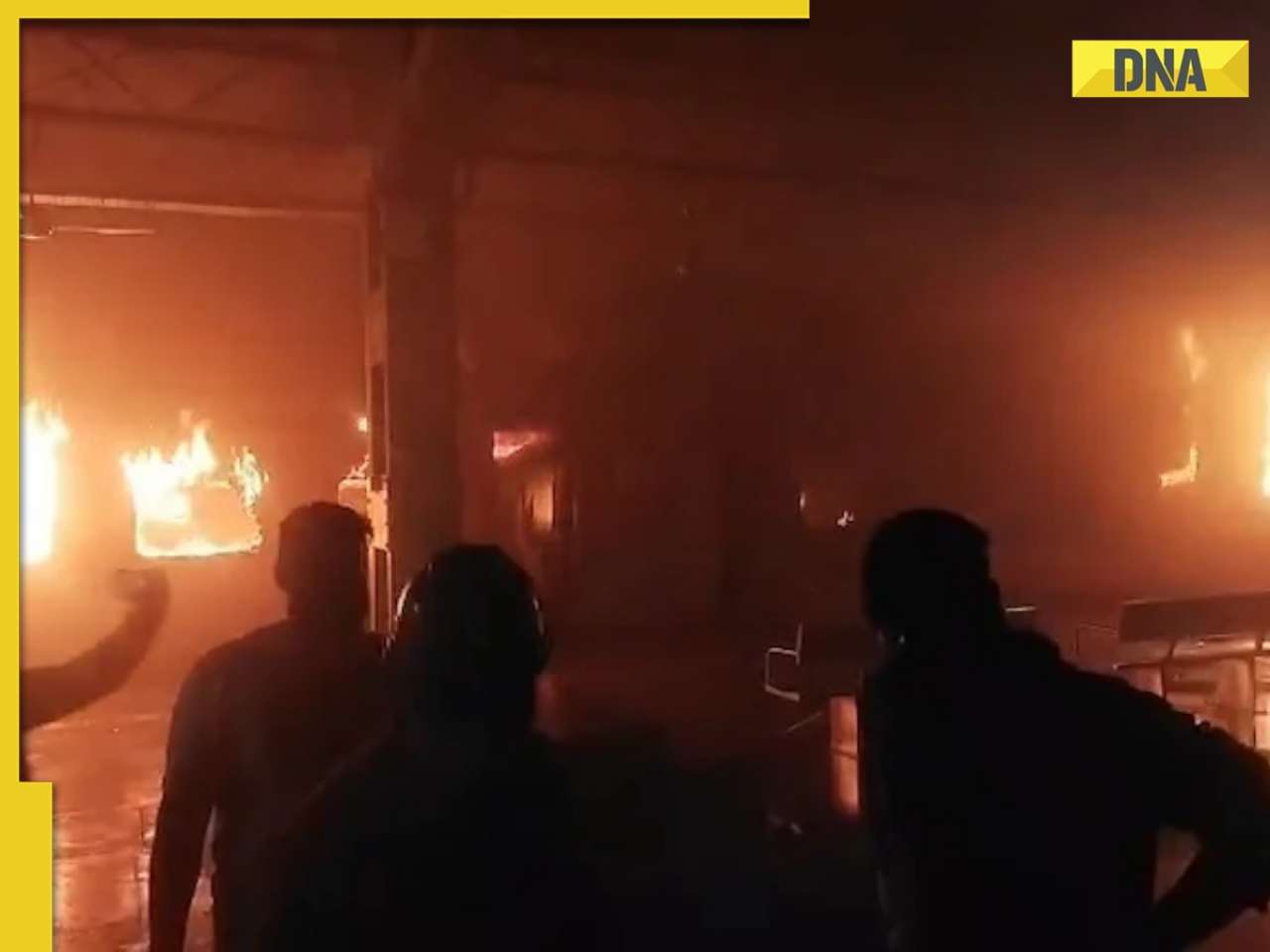 Andhra Pradesh: One killed as fire breaks out in two AC coaches of Tatanagar-Ernakulam express