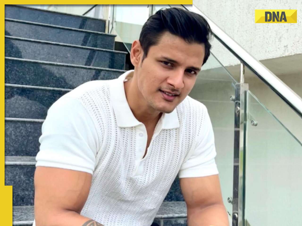 Maak kennis met Jay Dudhane, winnaar van Splitsvilla 13, eerste nummer twee van Bigg Boss Marathi 3, om deze reden gearresteerd op de luchthaven van Mumbai Maak kennis met Jay Dudhane, winnaar van Splitsvilla 13, eerste nummer twee van Bigg Boss Marathi 3, om deze reden gearresteerd op de luchthaven van Mumbai