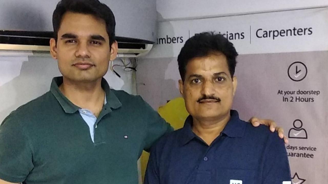 अभिराज सिंह बहल का पहला स्टार्टअप