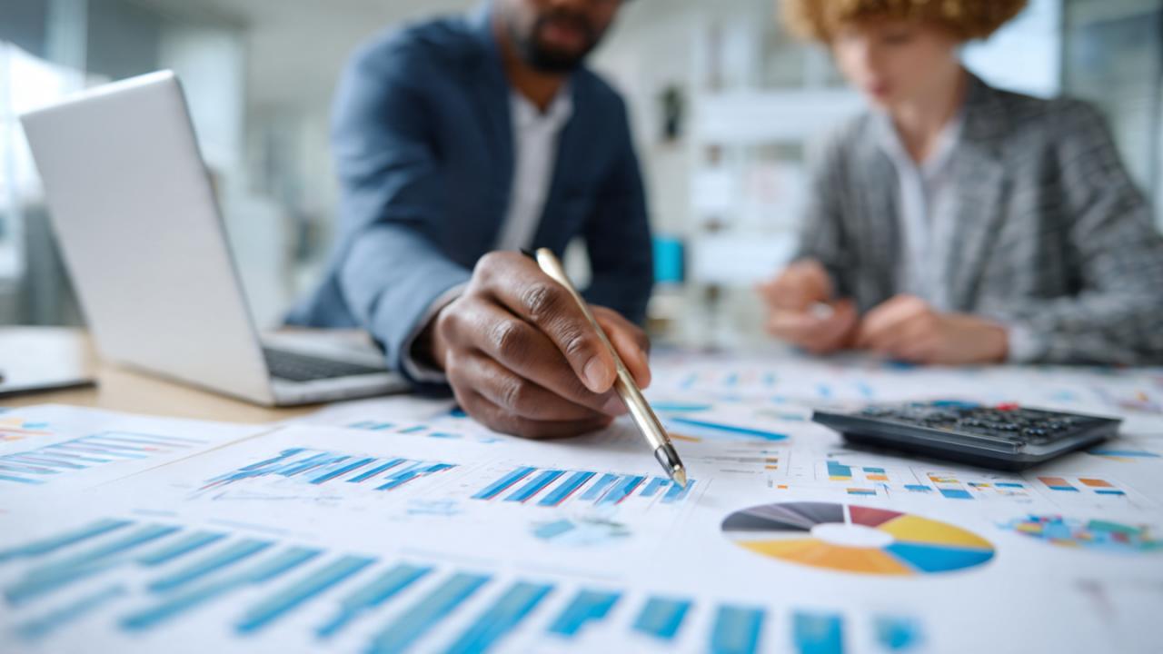 2030 तक भारत के तीसरी सबसे बड़ी अर्थव्यवस्था बन सकता है