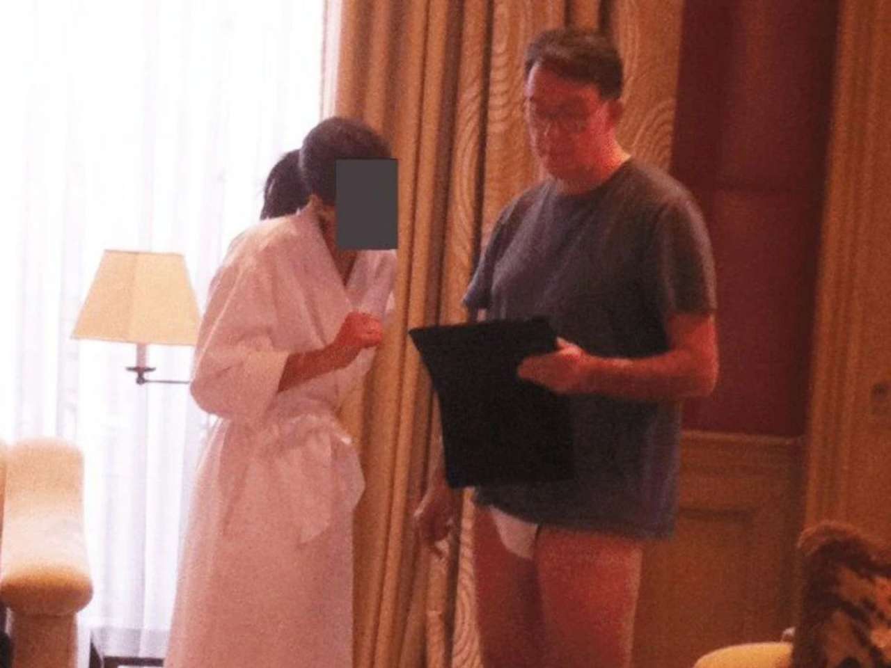 UK leader in his underwear