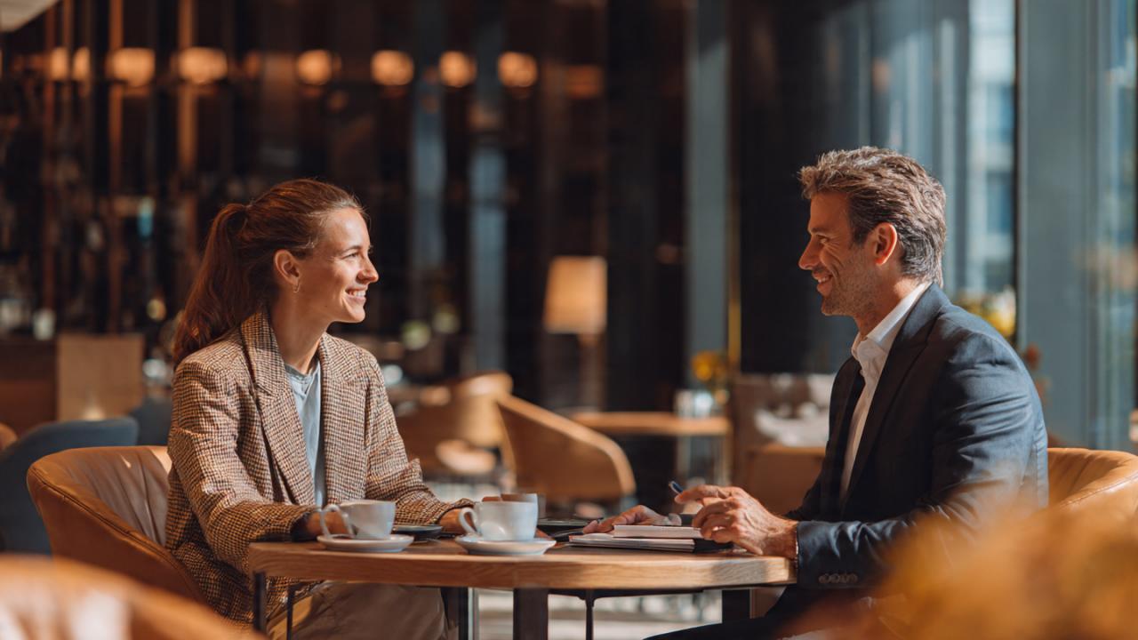 लोग सैलरी क्यों पूछते हैं?