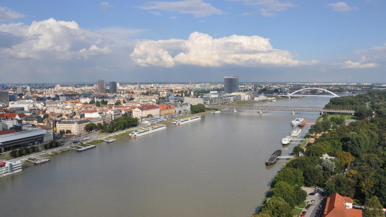 कहां से कहां तक बहती है डेन्यूब?