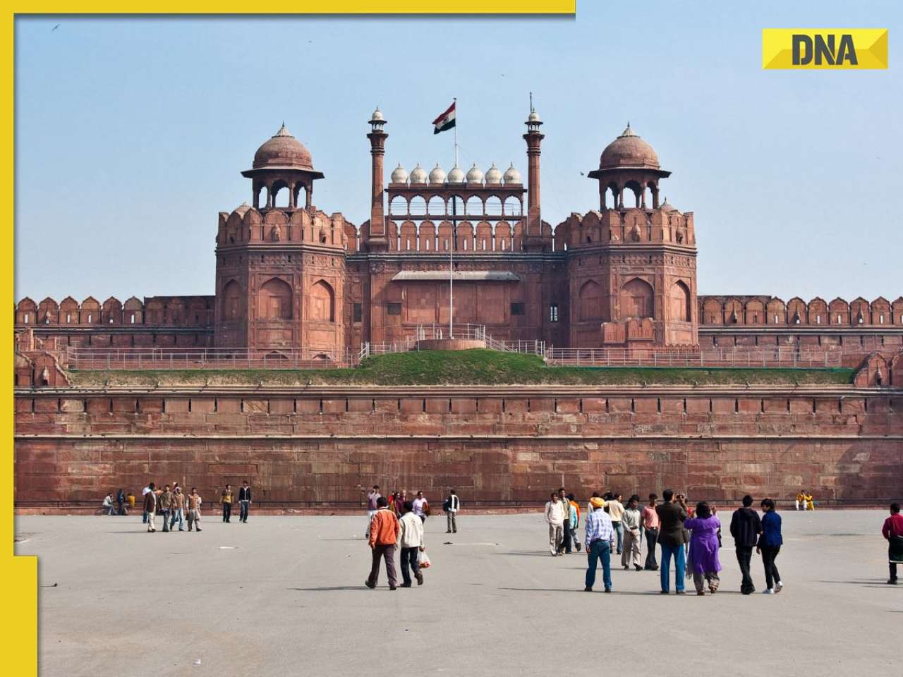 High Alert in Delhi: Pakistan's Lashkar-e-Taiba plotting massive blast near Red Fort, Temples; Intel issues warning