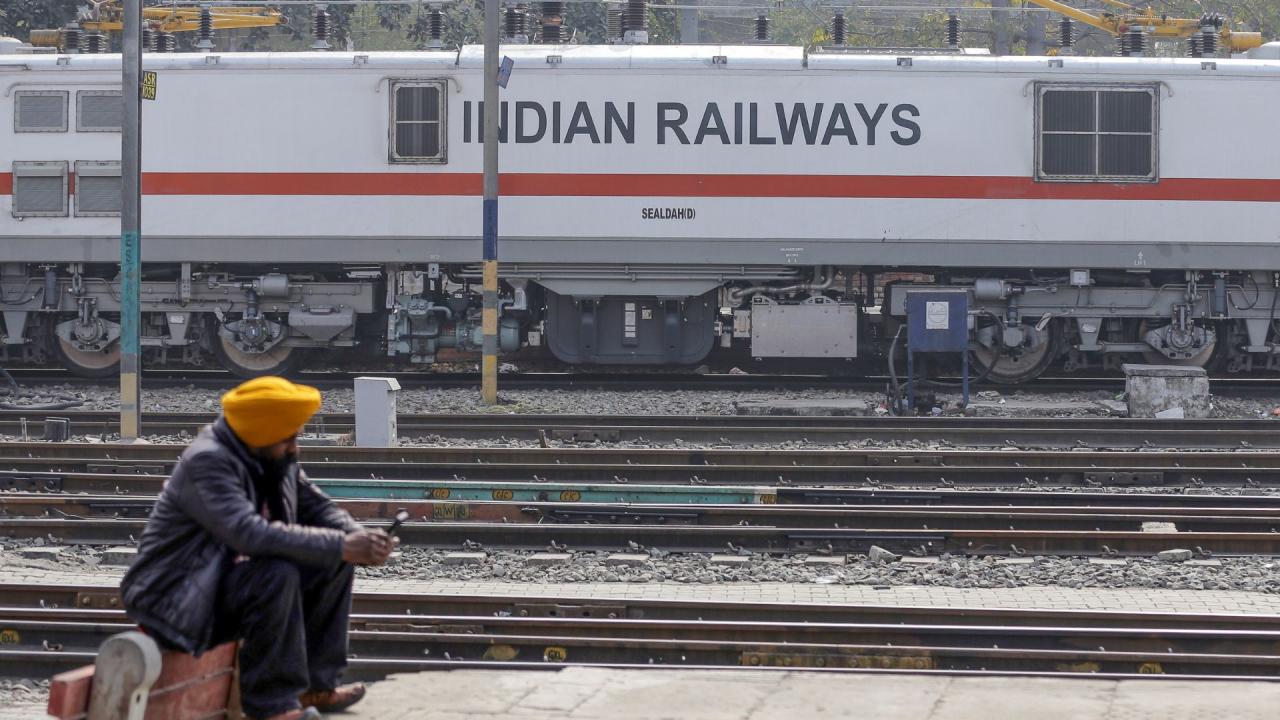  Is IRCTC Rail Connect App Closing on 1 March